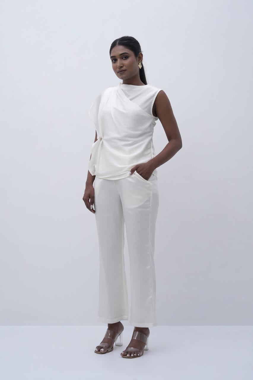 The Pleated Flow Bottom