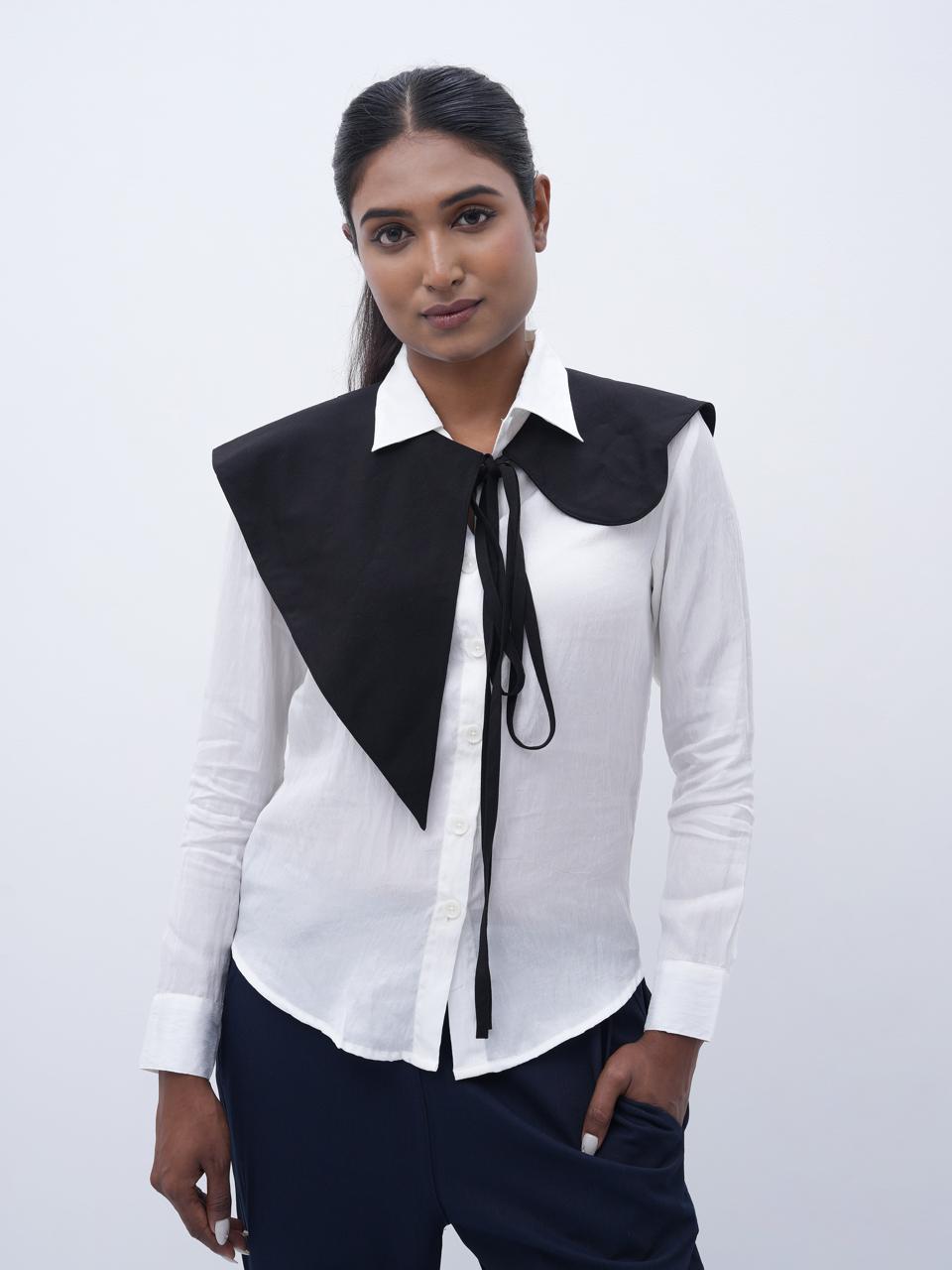 Asymmetric Tie Collar