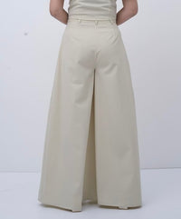 The Ruffle Power Bottom
